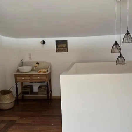 Apartment Dans Le Coeur De Sartene, Corse Des Corses *